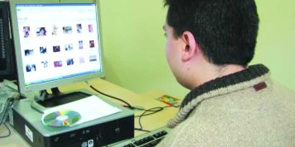 Braşov: Ofiţerul SRI acuzat de pedofilie, tergiversează începerea procesului