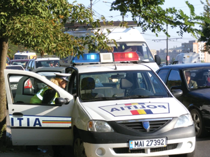 Resita: ORAŞUL PE SCURT / Accidentată din cauza neatenţiei