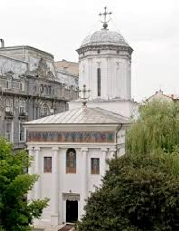 
    În Biserica Sfântul Dumitru -Poștă, Paraclis Universitar se împlinesc minuniSursa foto: Basilica.ro  