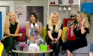 Fetele şi au amintit o parte dintre întâmplările prin care au trecut împreună jpeg