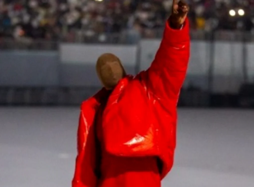 
    Kanye West, la lansarea noului său albumFoto: Twitter  