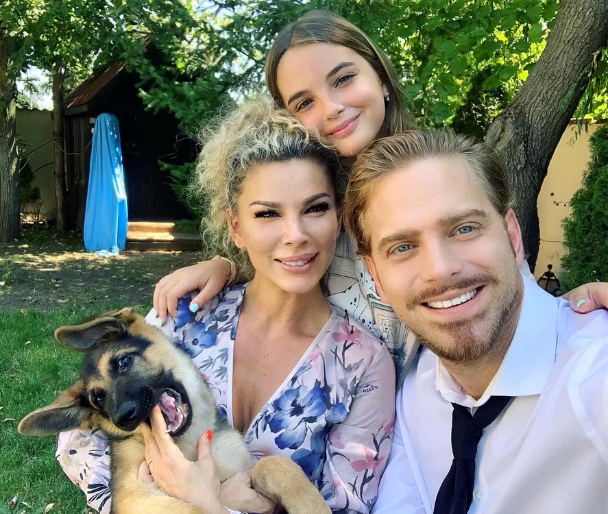 Alina Laufer mai are o fetiță, Karina, din căsnicia cu Jorge