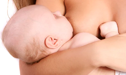 mama alapteaza bebe shutterstock 15001483 0 jpeg