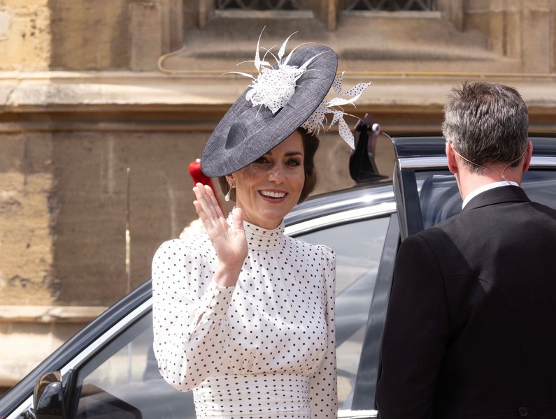 Kate Middleton a copiat-o pe Lady Diana, la ceremonia Ordinului Jartierei. Ce a purtat prințesa de Wales