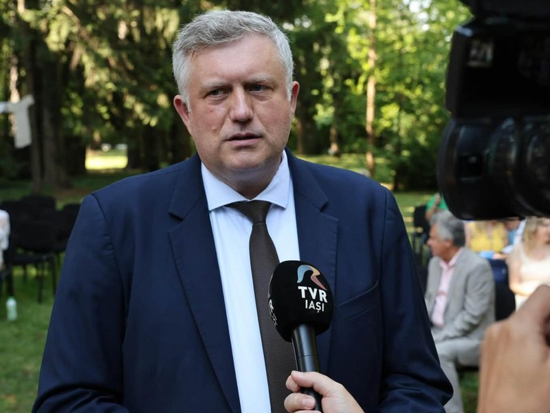 Rectorul Universității Al I. Cuza din Iași anunță măsuri după arestarea preventivă a lui Alexandru Toader. Contractul lectorului va fi suspendat