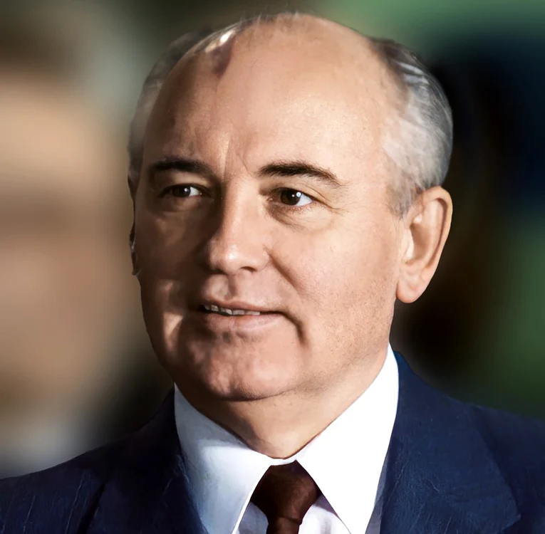 p 7 Mihail Gorbaciov WC jpg