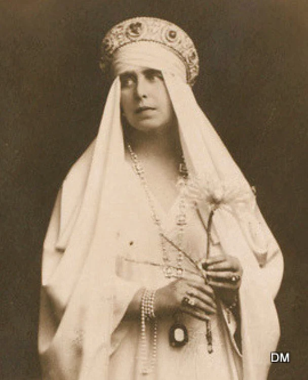 regina maria-mandache