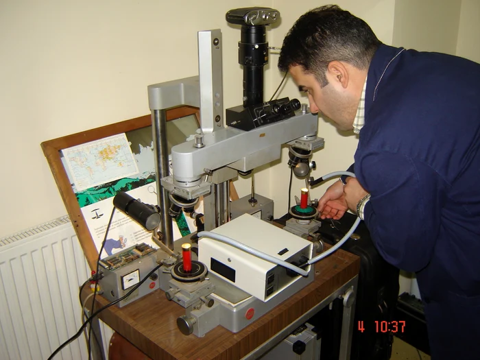 Imagine de la cercetarea probelor. FOTO: ARHIVĂ NICOLETA BUTNARU