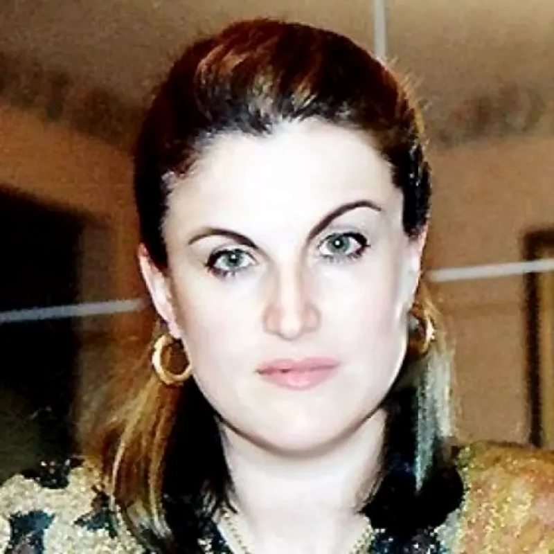 Geanina Hrușcă, fost fotomodel și actual programator IT în Canada