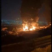 Camp petrolier în flăcări FOTO Captură jpg