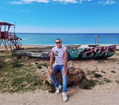 Mihai Trăistariu are șapte apartamente la malul mării foto: Facebook 