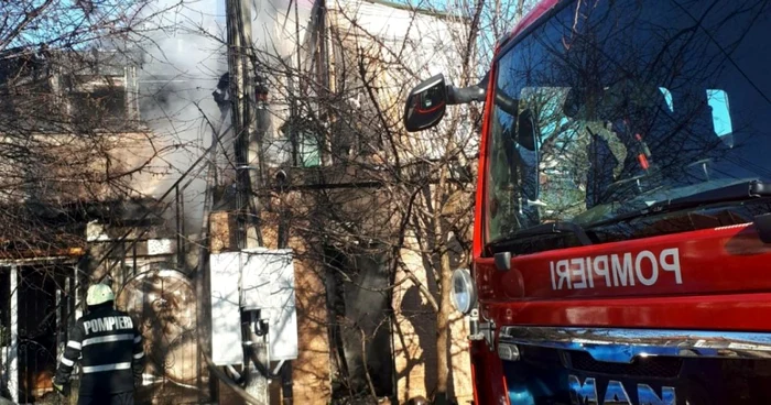 Incendiu la Eforie FOTO ISU Dobrogea