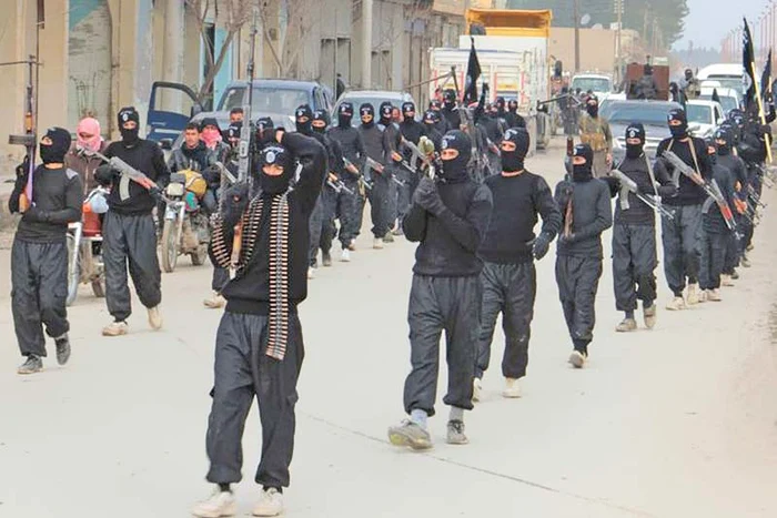 
    Militanţii Statului Islamic sunt foarte greu de combătut, iar costurile acetei operaţiuni sunt foarte mariFoto AP  