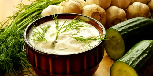 sos tzatziki