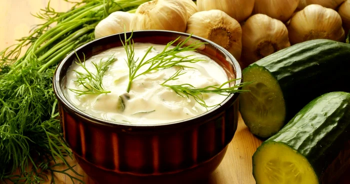 Sos tzatziki FOTO Shutterstock