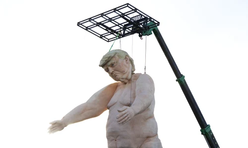 trump statuie AFP jpg
