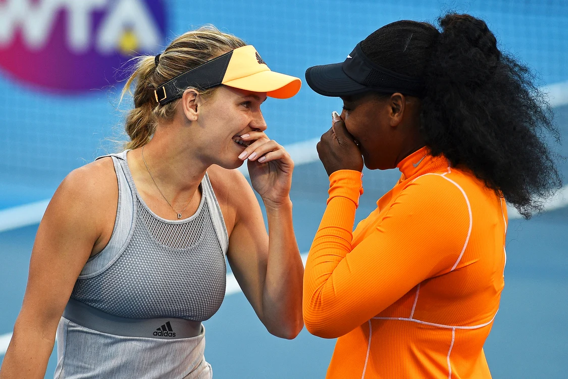 Caroline Wozniacki și Serena Williams, extrem de apropiate și în afara terenului