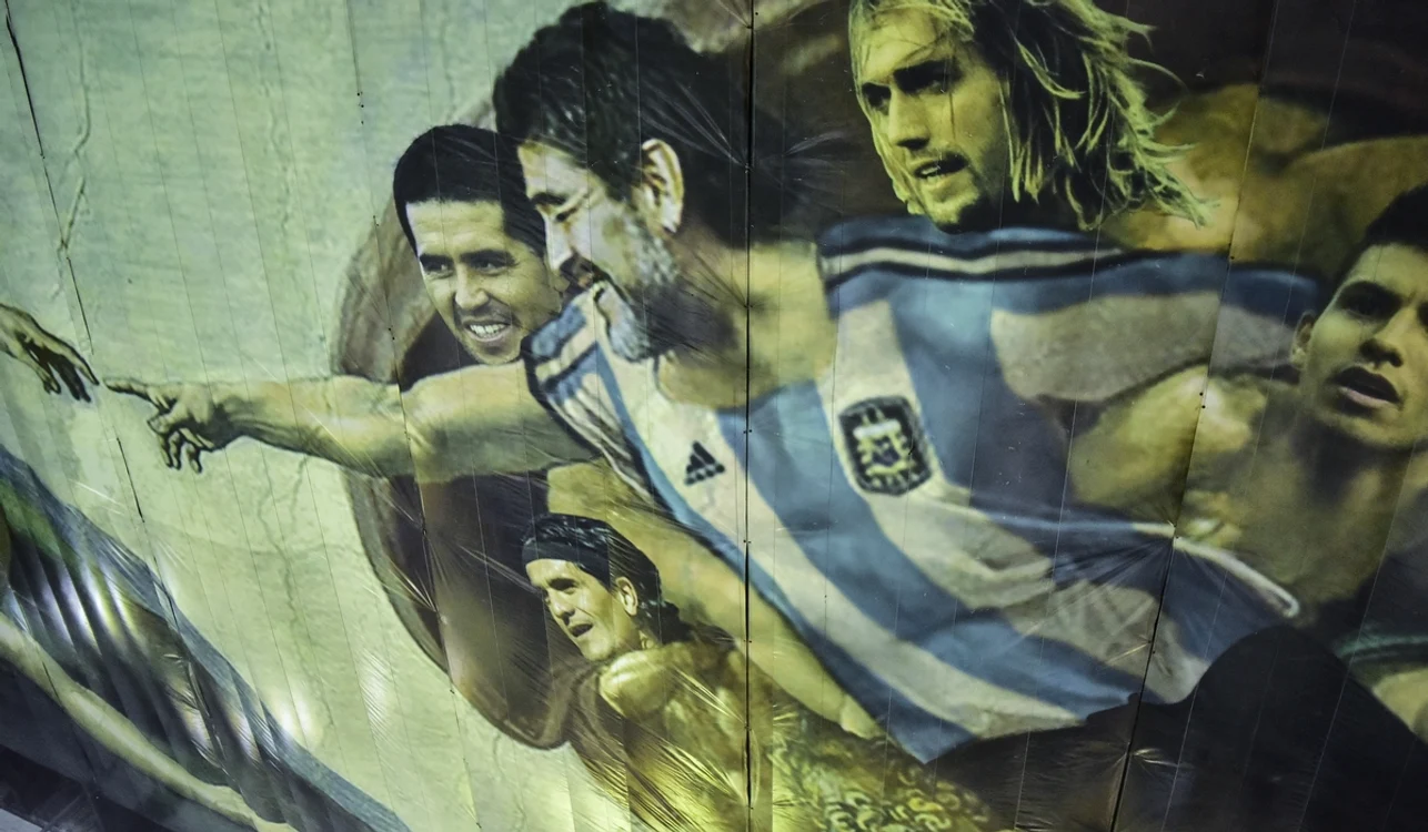 Diego Maradona va rămâne un reper în istoria fotbalului mondial (FOTO: Getty Images)