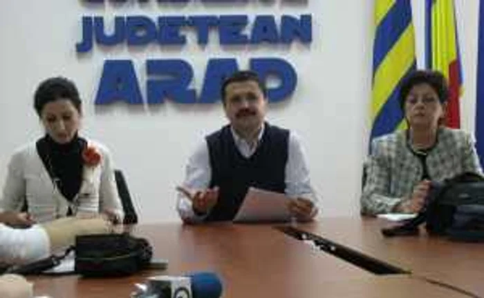 Reprezentanţii Consiliului Judeţean au spus că la eveniment vor participa 120 de persoane