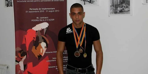 Marius Murgu a obţinut o medalie de aur şi două de bronz la competiţiile de culturism