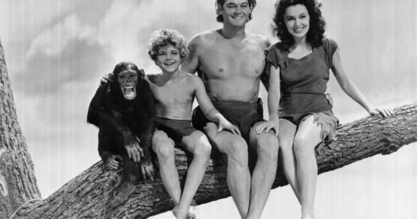 Cheeta alături de actorii din "Tarzan"