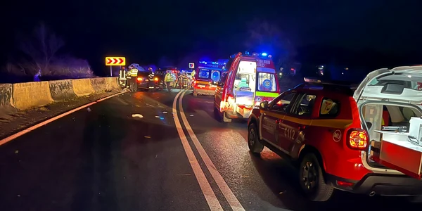 Accident mortal pe DN1 la Hula Bradului în Sibiu cu șase victime Sursa ISU Sibiu jpeg