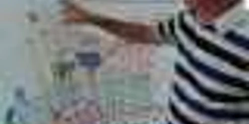 Primarul Constantin Gherghe ne arată, pe hartă, unde se lucrează zi de zi