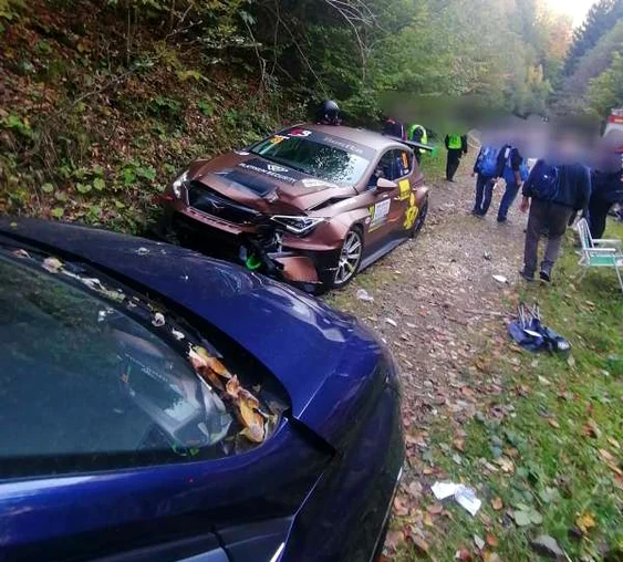 Bărbatul rănit va fi transportat cu elicopterul la București FOTO ISU Argeș