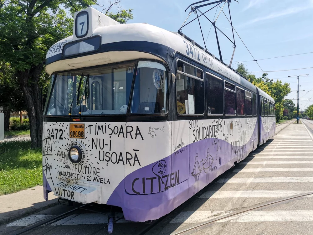Tramvaiul Poeziei la Timișoara FOTO Ștefan Both