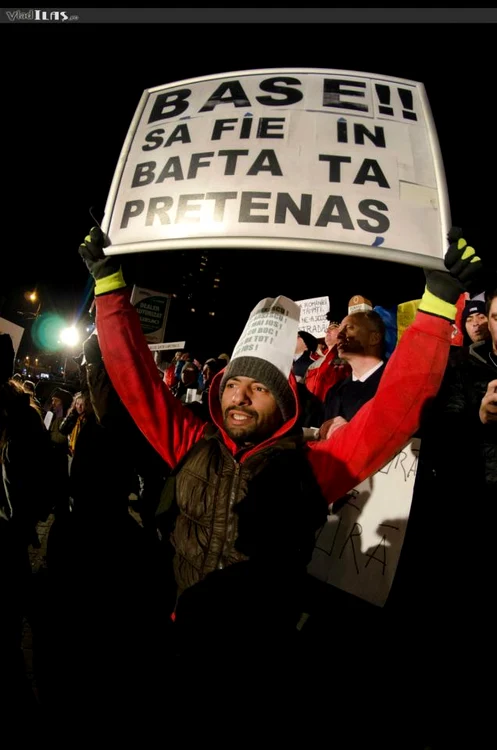 Românii nu şi-au abandonat umorul (Foto: vladilas.ro)