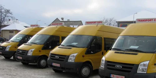 Microbuzul îi va aduce pe copiii din dealul Corbului la şcoală în Sâg