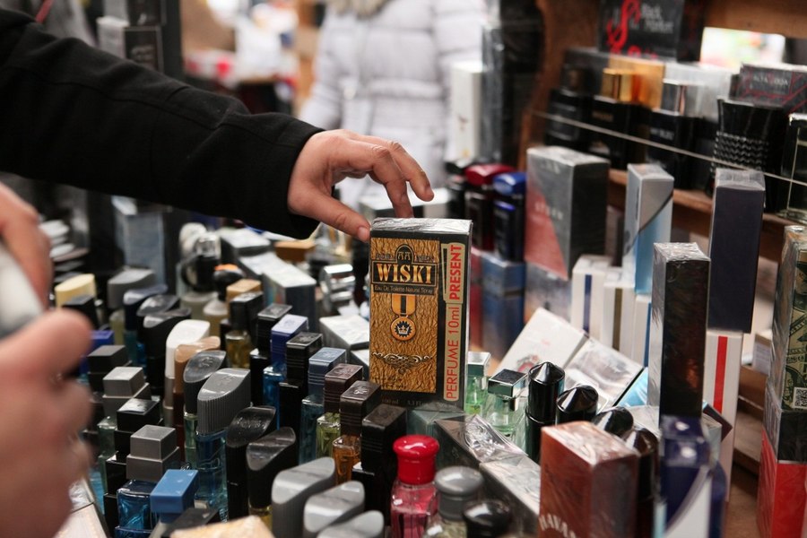 Alertă: Număr record de produse periculoase au ajuns la populație, în special cosmetice, jucării și autovehicule