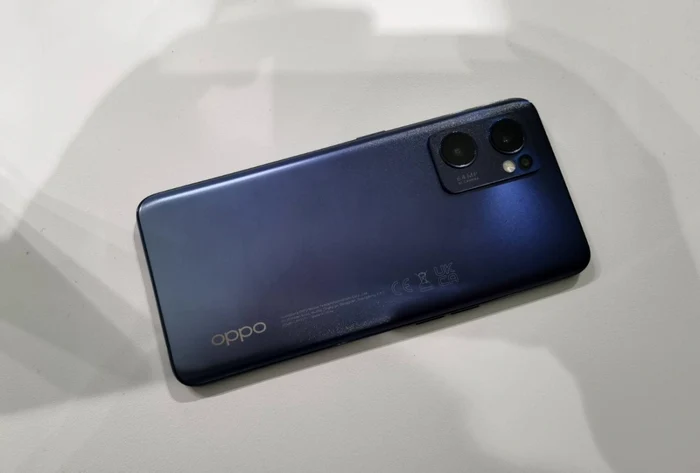 OPPO Reno 7 5G FOTO Adrian Pogîngeanu