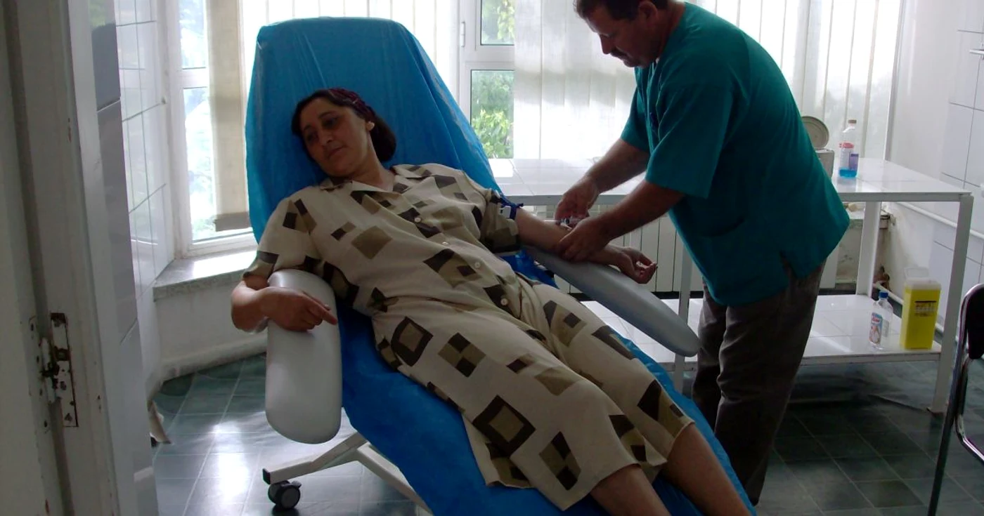 Verginica Şerban îşi face analizele doar la Centrul de Transfuzii.