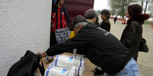 Alexandru Tutunaru, un şomer alexăndrean a venit în ultima zi să ia alimentele