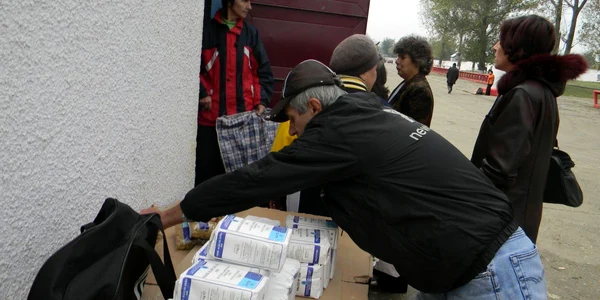 Alexandru Tutunaru, un şomer alexăndrean a venit în ultima zi să ia alimentele
