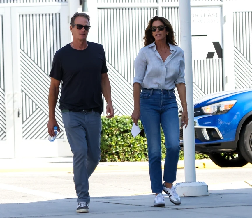 Cindy Crawford s-a plimbat cu soțul ei (Foto: Profimedia)