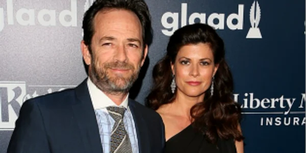 luke perry si wendy bauer foto wireimage