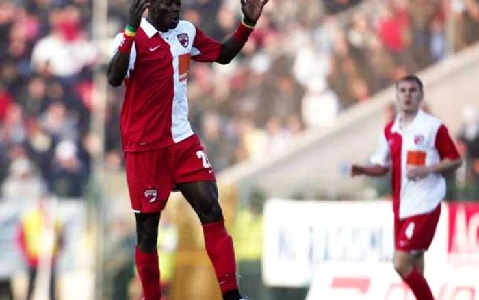 FOTBAL: N'Doye, accidentat, va rata meciurile cu Panathinaikos şi Pandurii