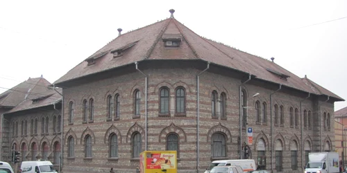 Colegiul Naţional Alexandru Lahovari