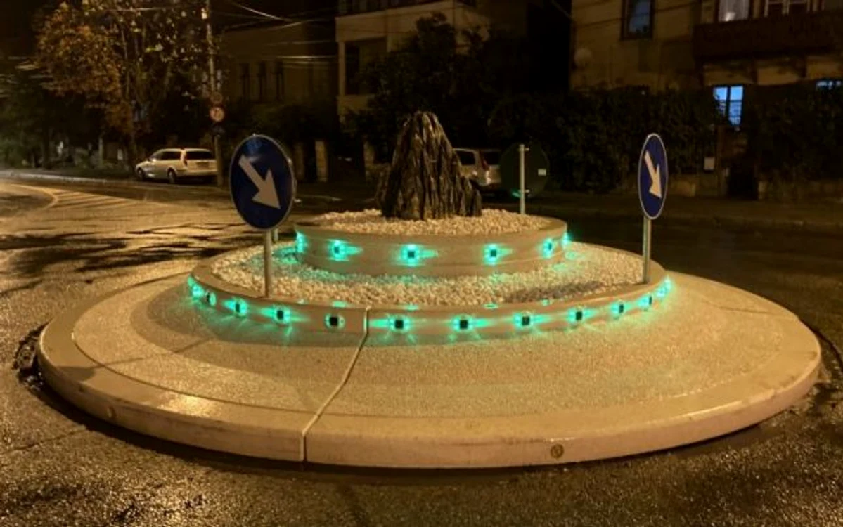 Sensul giratoriu în fomră de OZN din centrul Clujului. FOTO: Media9