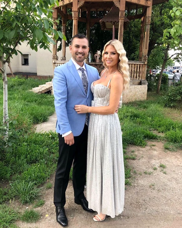 Andreea Bănică şi soţul ei Lucian Mitrea se cunosc de când aveau 16 ani