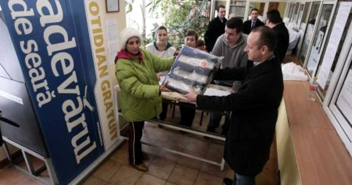 Camelia Pârşan a primit cu bucurie cadoul de la BCR (foto arhivă)