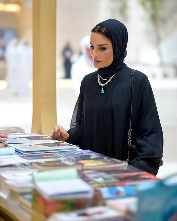 Șeica Moza bint Nasser FOTO pagina oficială 2 jpg