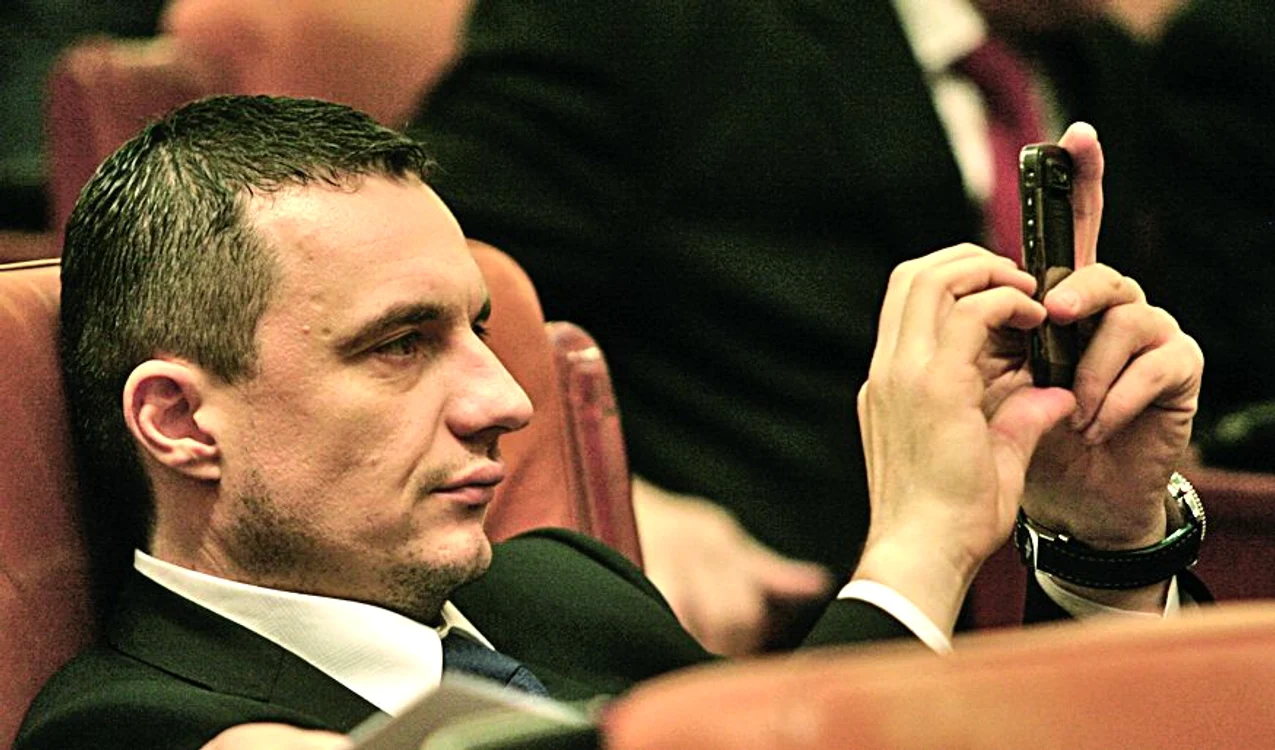 Eduard Martin, telefon de 14 milioane