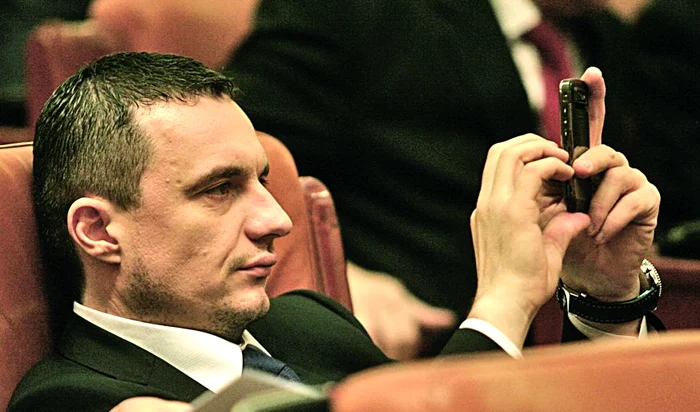 Eduard Martin, telefon de 14 milioane