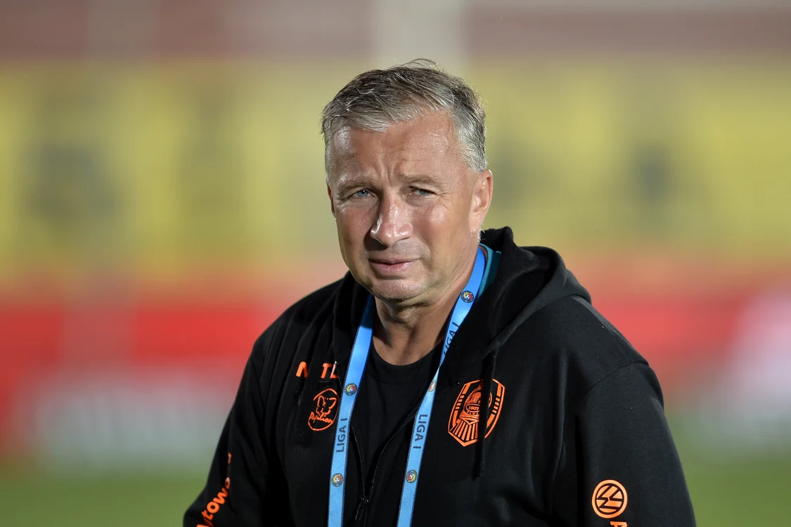 
    Dan Petrescu va rămâne la CFR Cluj până în vara lui 2022Foto: Mediafax  