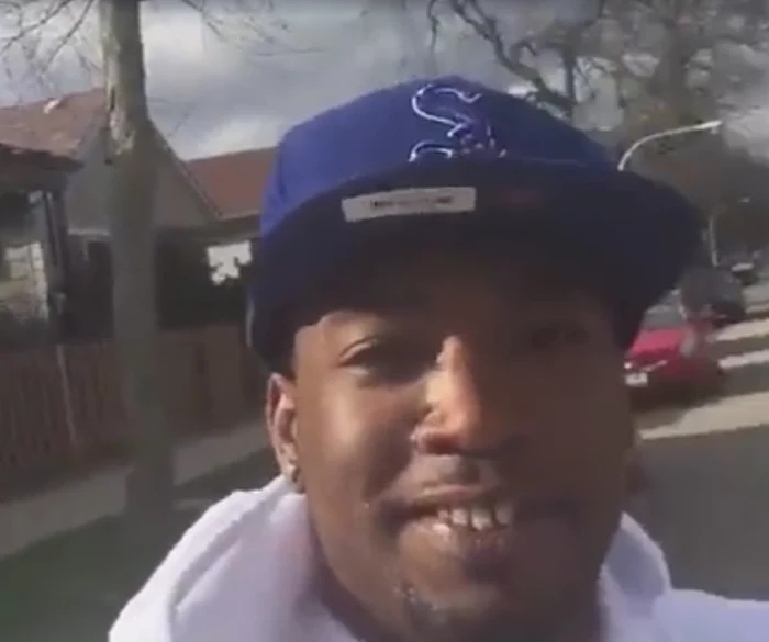 
    Acest bărbat de culoare american, în vârstă de 31 de ani, era cu zâmbetul până la urechi înainte să fie împușcat de un banditcaptură: facebook  