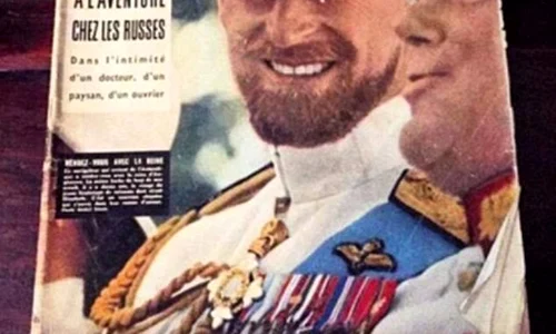 Prinţul Filip în revista "Paris Match" seamănă leit cu nepotul lui, prinţul Harry jpeg