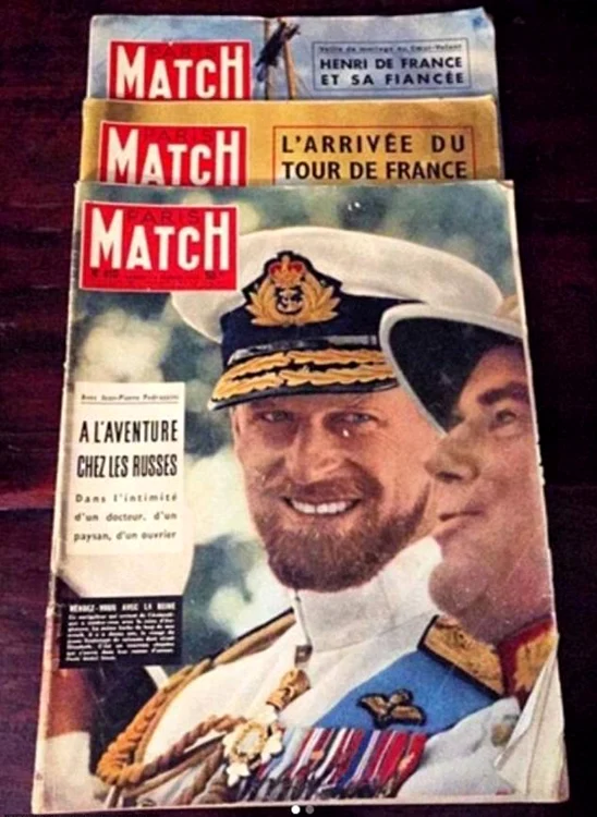 Prinţul Filip în revista "Paris Match" seamănă leit cu nepotul lui, prinţul Harry